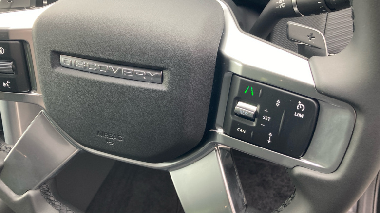 Land Rover Discovery 3.0 D350 Dynamic SE 5dr Auto Diesel Station Wagon